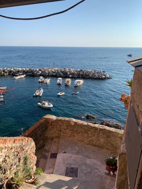 Alloggio Vista Mare Macrescia Riomaggiore Luaran gambar